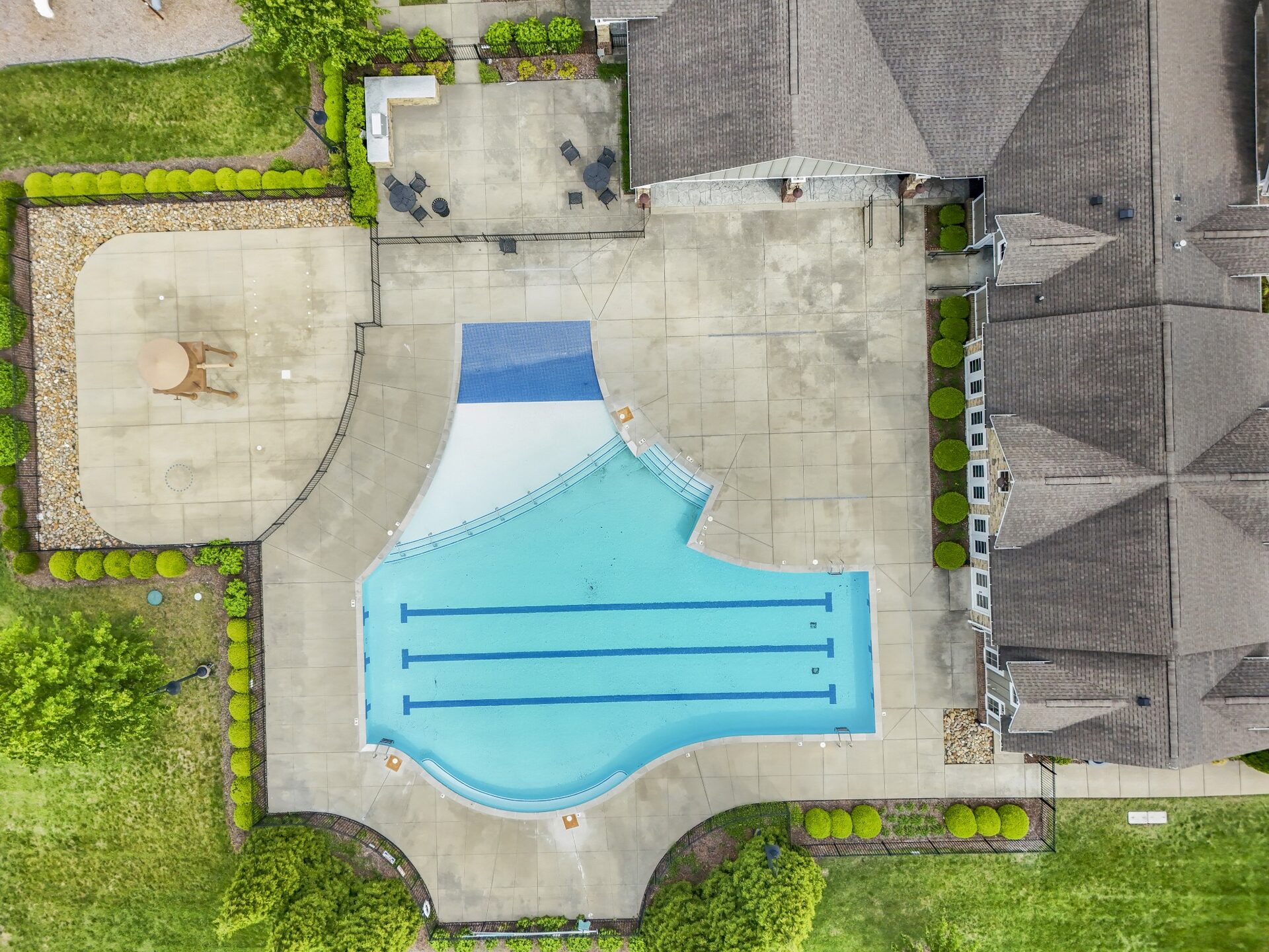 Community pool